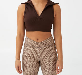 Camiseta polo cropped feminina sem costura COTTON ON marrom tamanho grande