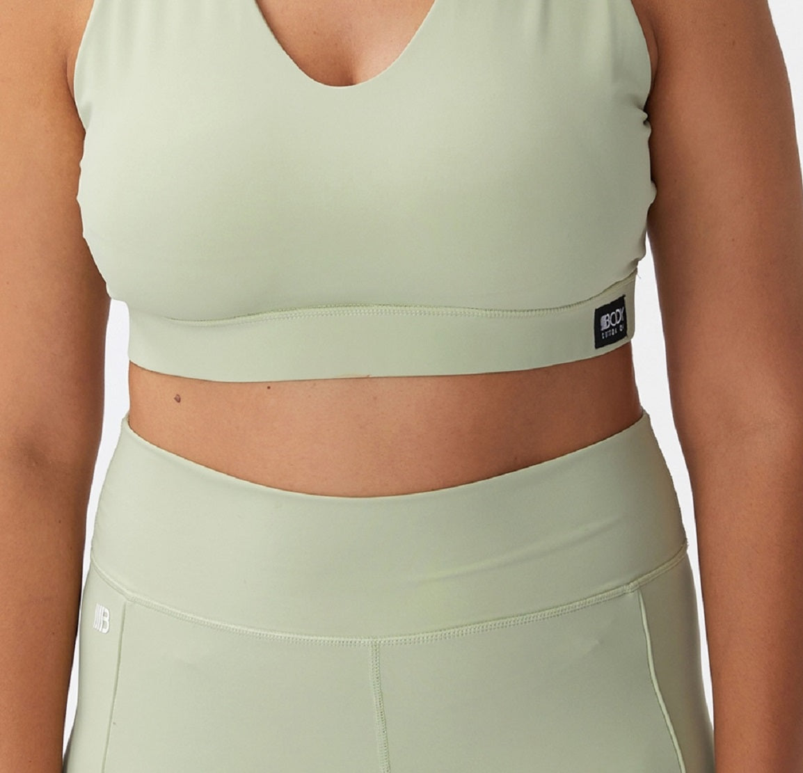Top curto feminino Active Ultimate Workout da COTTON ON, verde, tamanho 12W