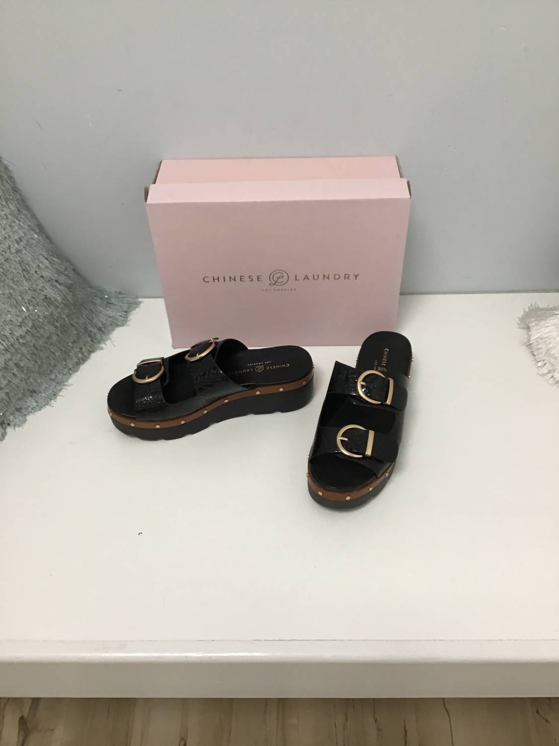 Chinese Laundry - Women Surfs Up Sandal