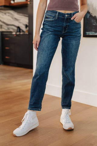 Judy Blue - Calça jeans boyfriend com cintura média e punho