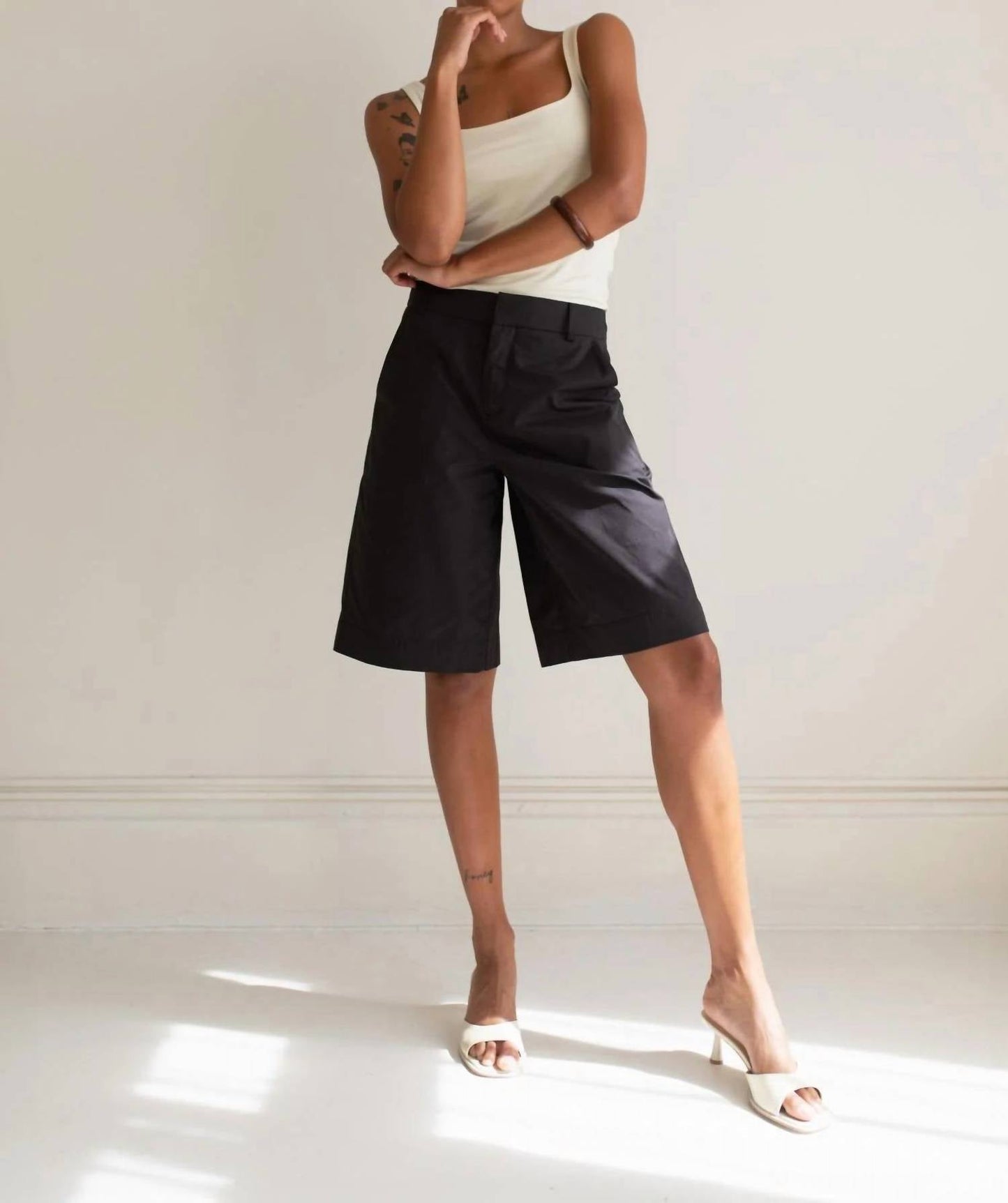 Paper Label - Sylvie Short
