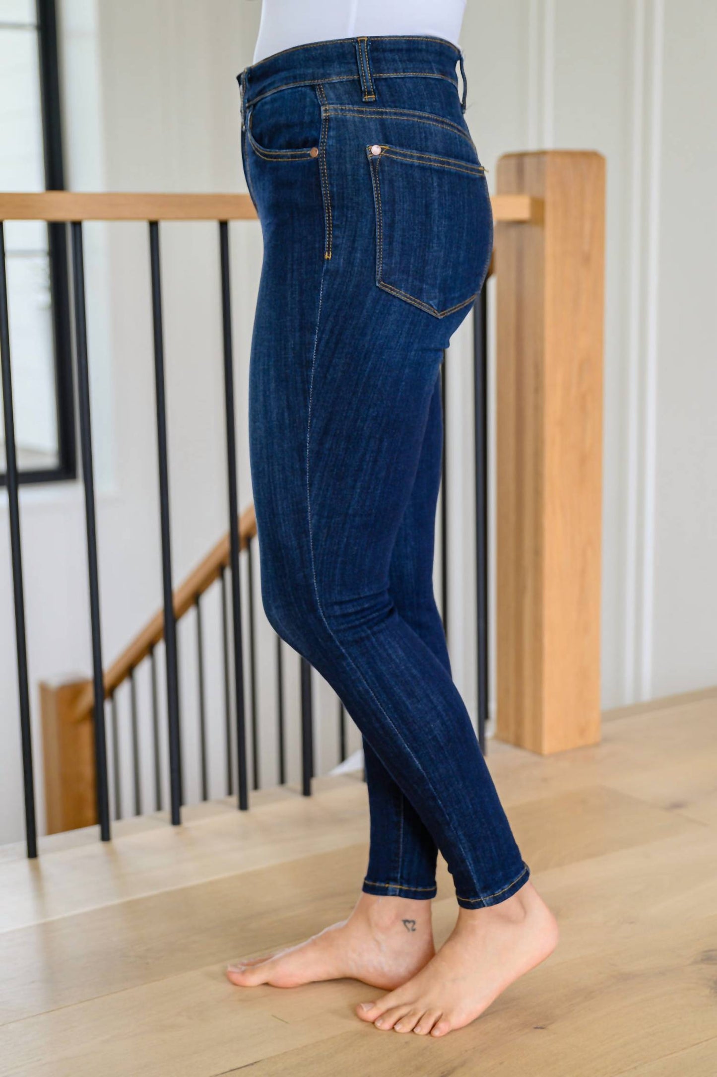 Judy Blue - Back Yoke Skinny Jeans with Phone Pocket