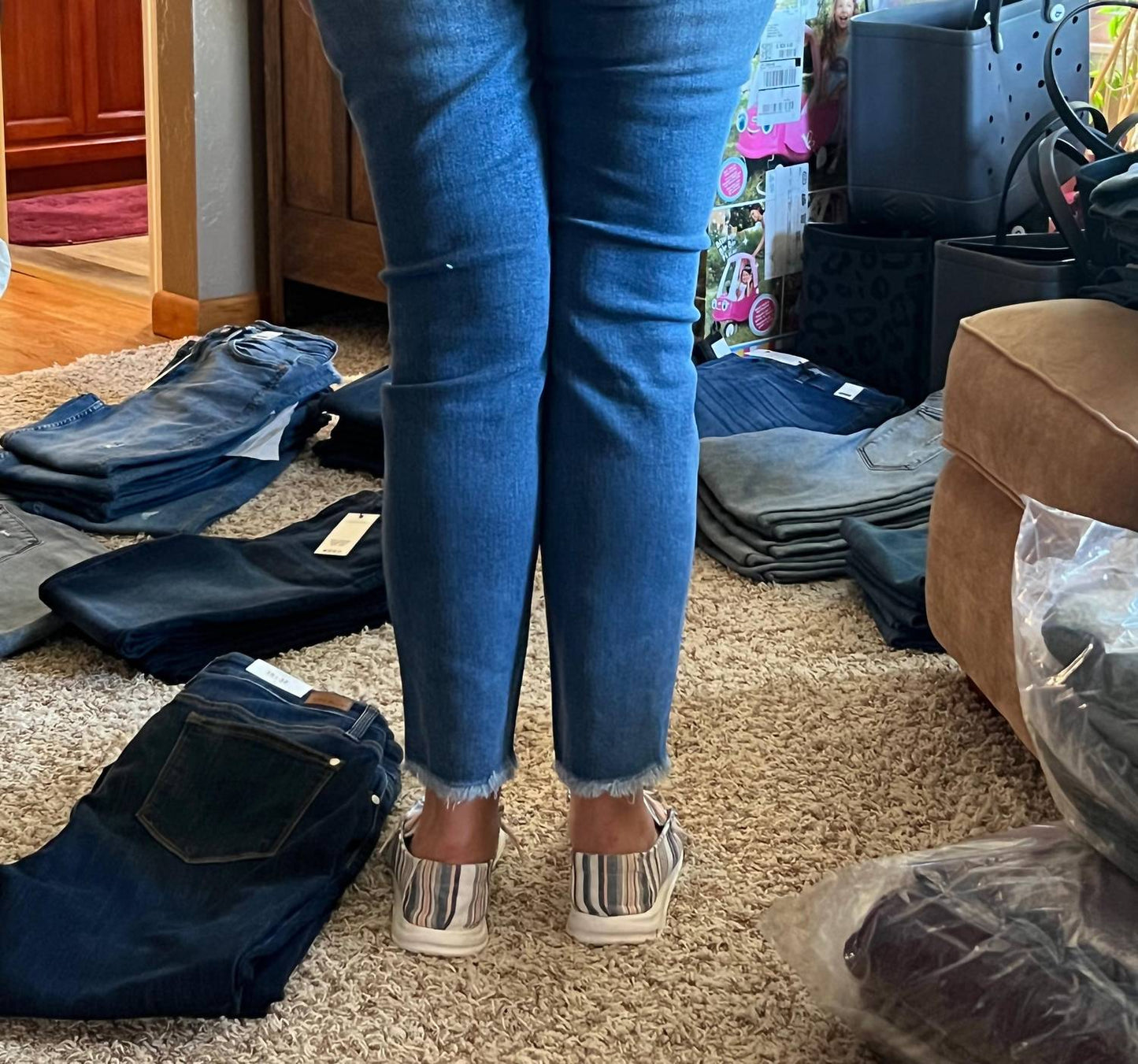 Judy Blue - High Waisted Distressed Jeans
