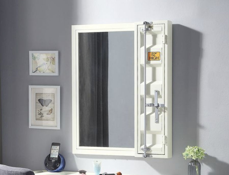 Cargo Vanity Mirror, Clear Reflection