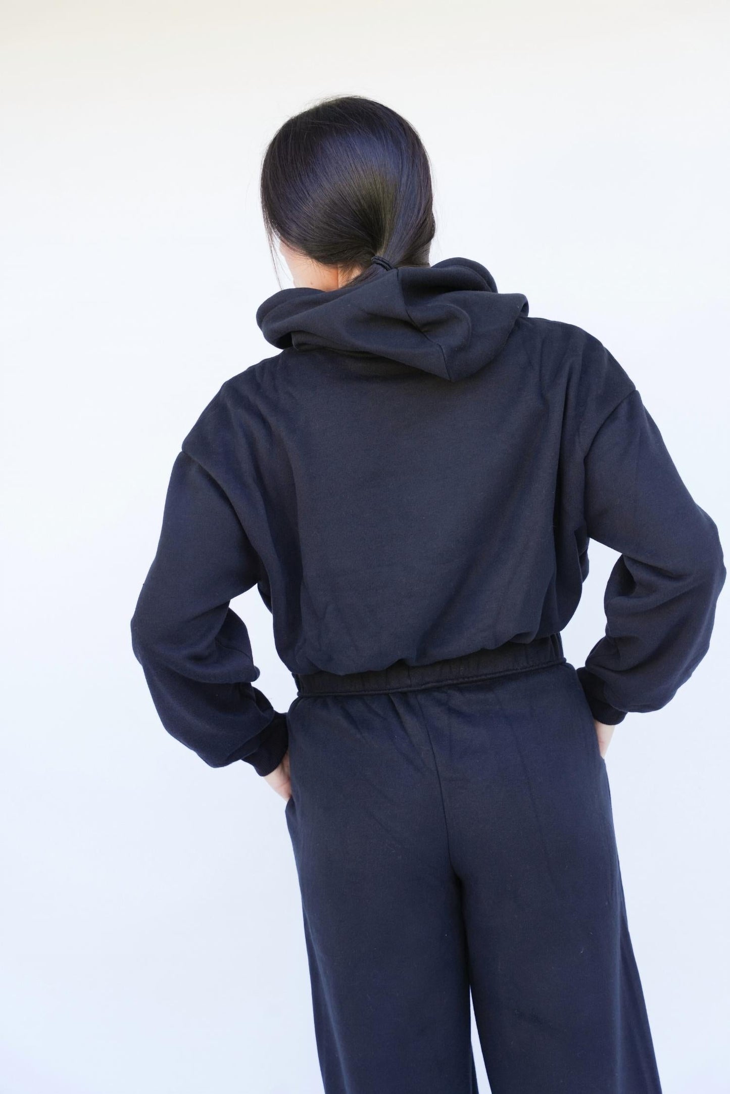 Falcon Park - Hunter Cropped Hoodie
