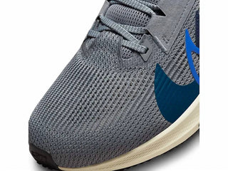 Nike - Tênis de corrida de estrada Pegasus 40 masculino
