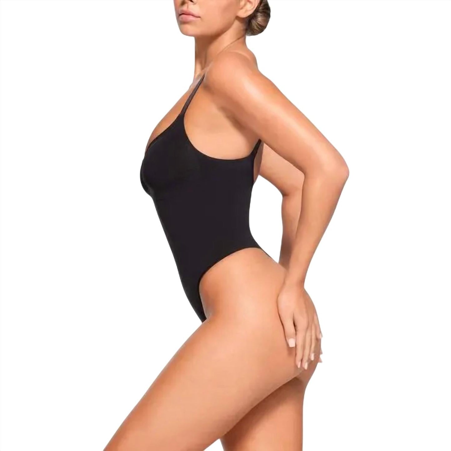 Skims - Seamless Sculpt Petitie Thong Bodysuit