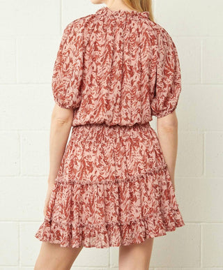 Introdução - Vestido franzido em camadas