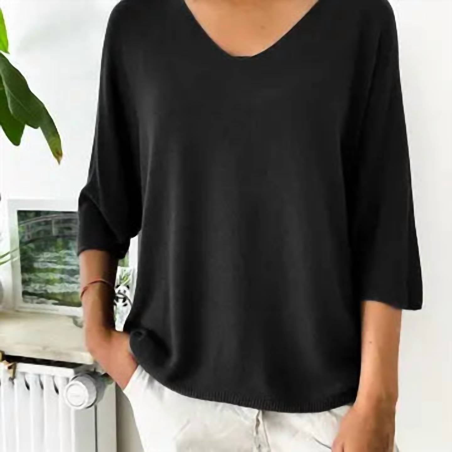 Cocco Bello - Women's Fine Knit Bat Sleeve Sweater