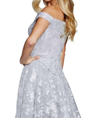 Jovani - Vestido diáfano com ombros à mostra