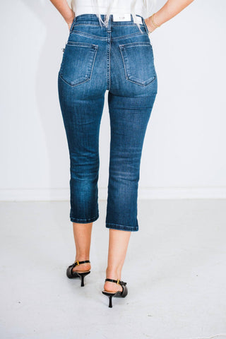 Judy Blue - Calça Capri de Cintura Média