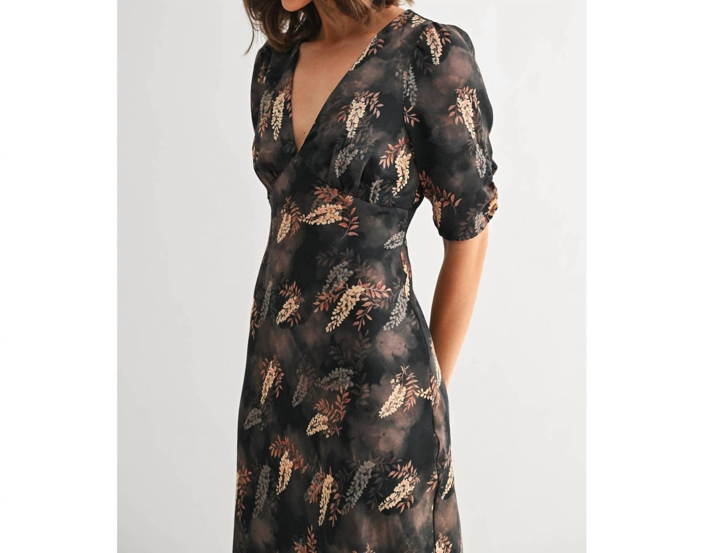 Fun 2 Fun - Leaf Print Satin Midi Dress