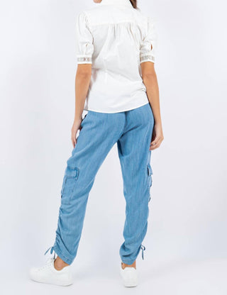 Paparazzi - Calça cargo jeans com cinto Tencel