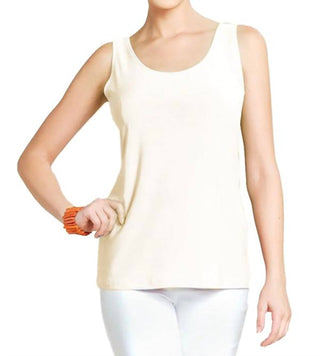 Clara Sunwoo - Regata de comprimento médio