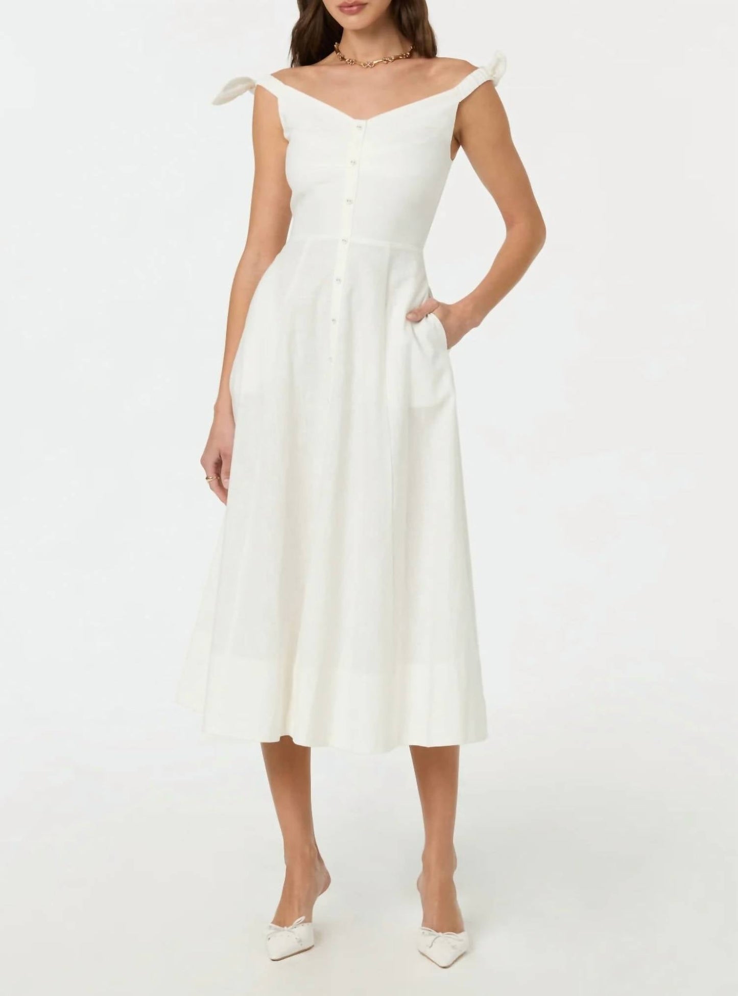 Astr - Charelin Linen Off Shoulder Dress