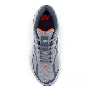 New Balance - Tênis Esportivo Feminino 1540v3