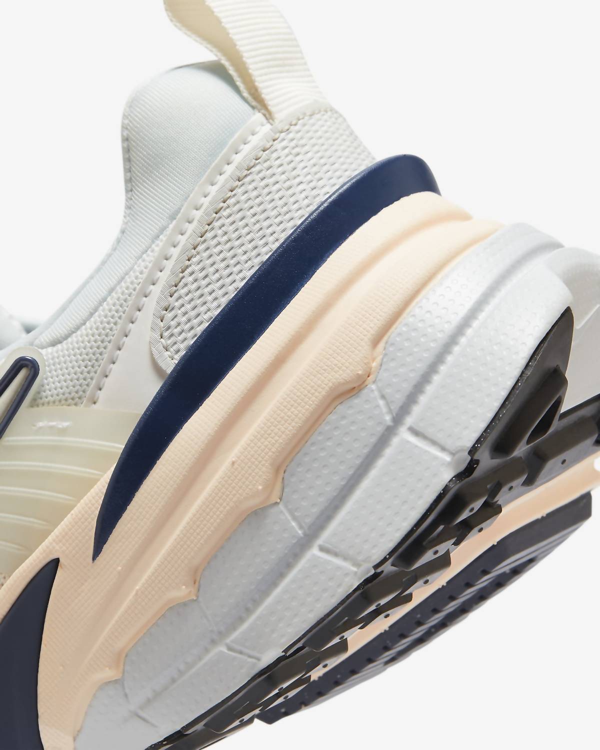 Nike - Women's V2K Run Sneaker