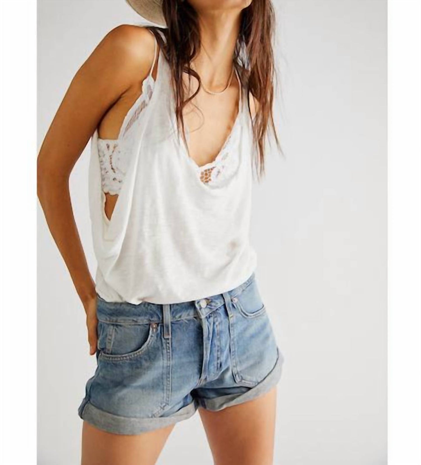 Free People - Shorts de cintura baixa Luck Slouch para iniciantes