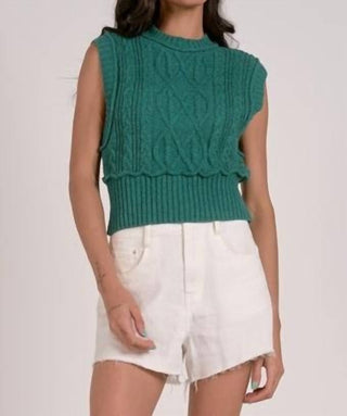Elan - Antonia Sleeveless Crewneck Sweater