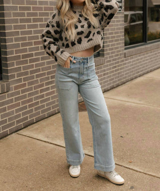 Mable - Leopard Crop Sweater