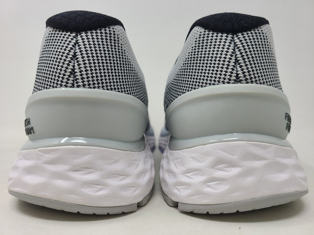 Tênis de corrida feminino New Balance Vongo V4, alumínio claro/lima, tamanho 6 B(M) EUA