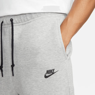 Nike - Shorts esportivos masculinos Tech Fleece