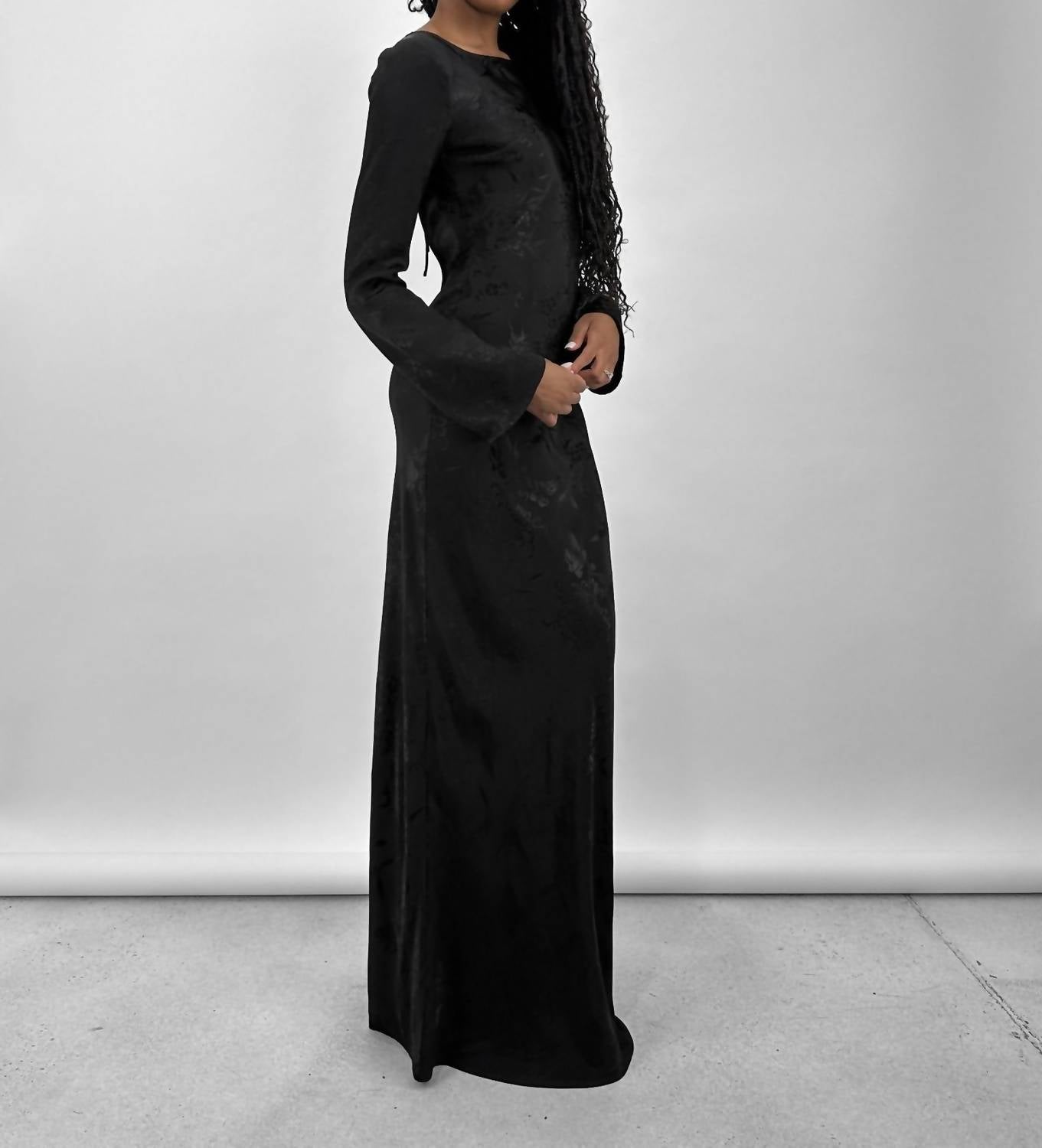 Rumored - Open Back Floral Textured Maxi Dress
