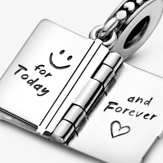 Pandora - Family Book Charm
