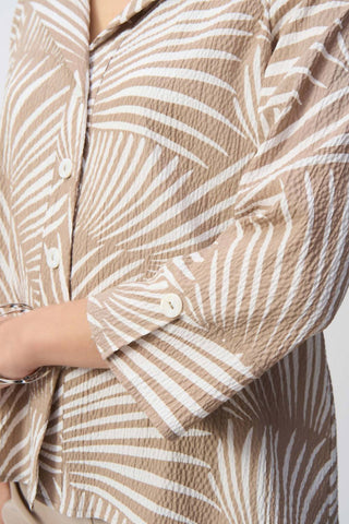 Joseph Ribkoff - Jaqueta trapézio com estampa tropical de seersucker