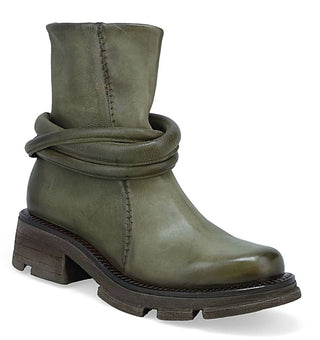 AS98 - Bota Linder