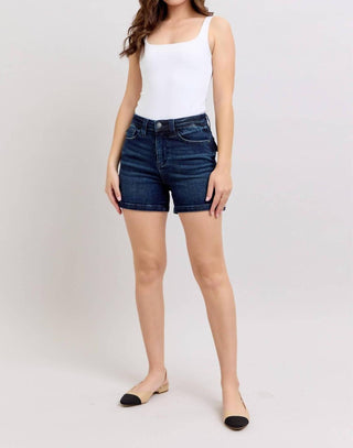 Judy Blue - Short jeans com cintura alta e bolso traseiro com aba