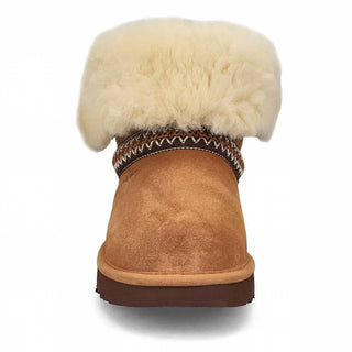 Ugg - Women's Classic Short Crescent Boot