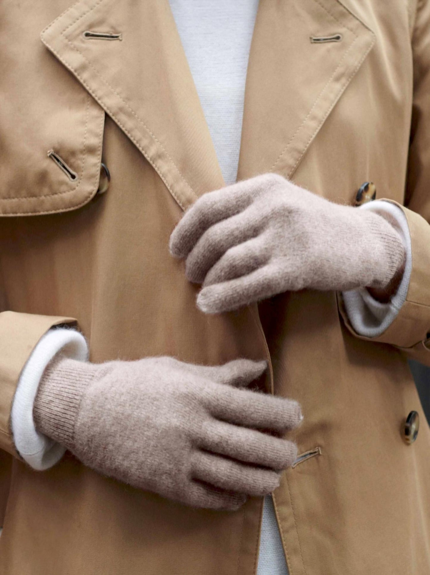 White + Warren - Cashmere Gloves