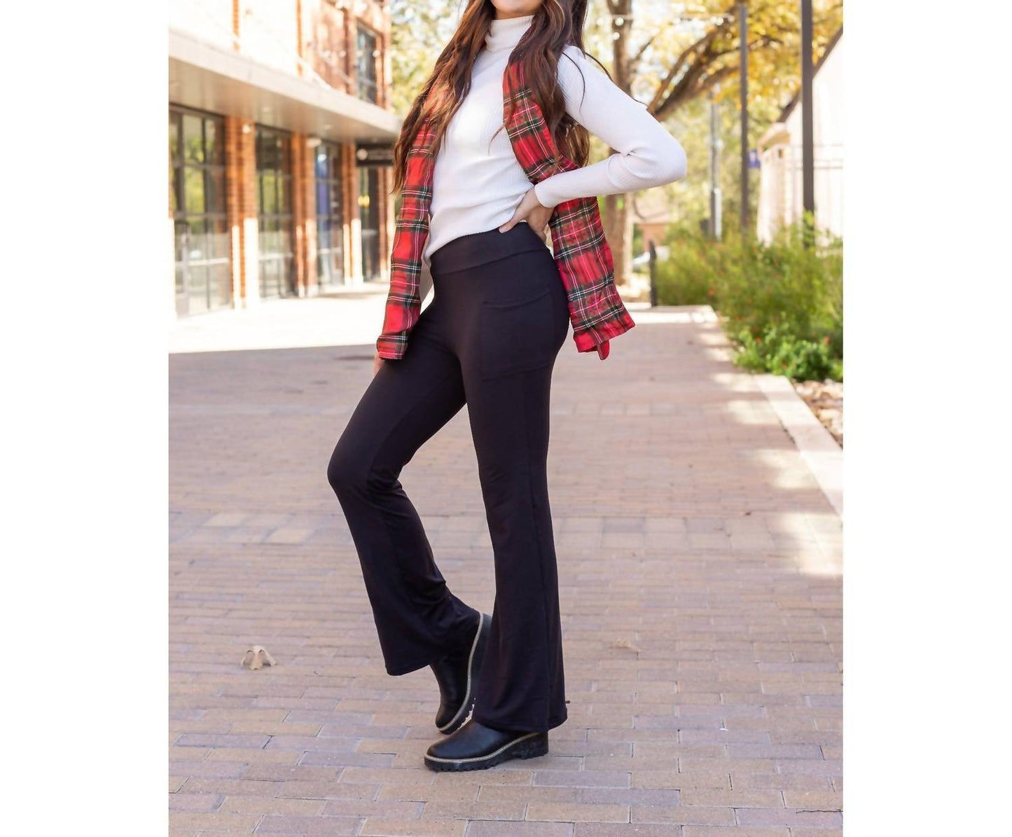 Julia Rose - The Vanessa - 30” Bootcut Leggings