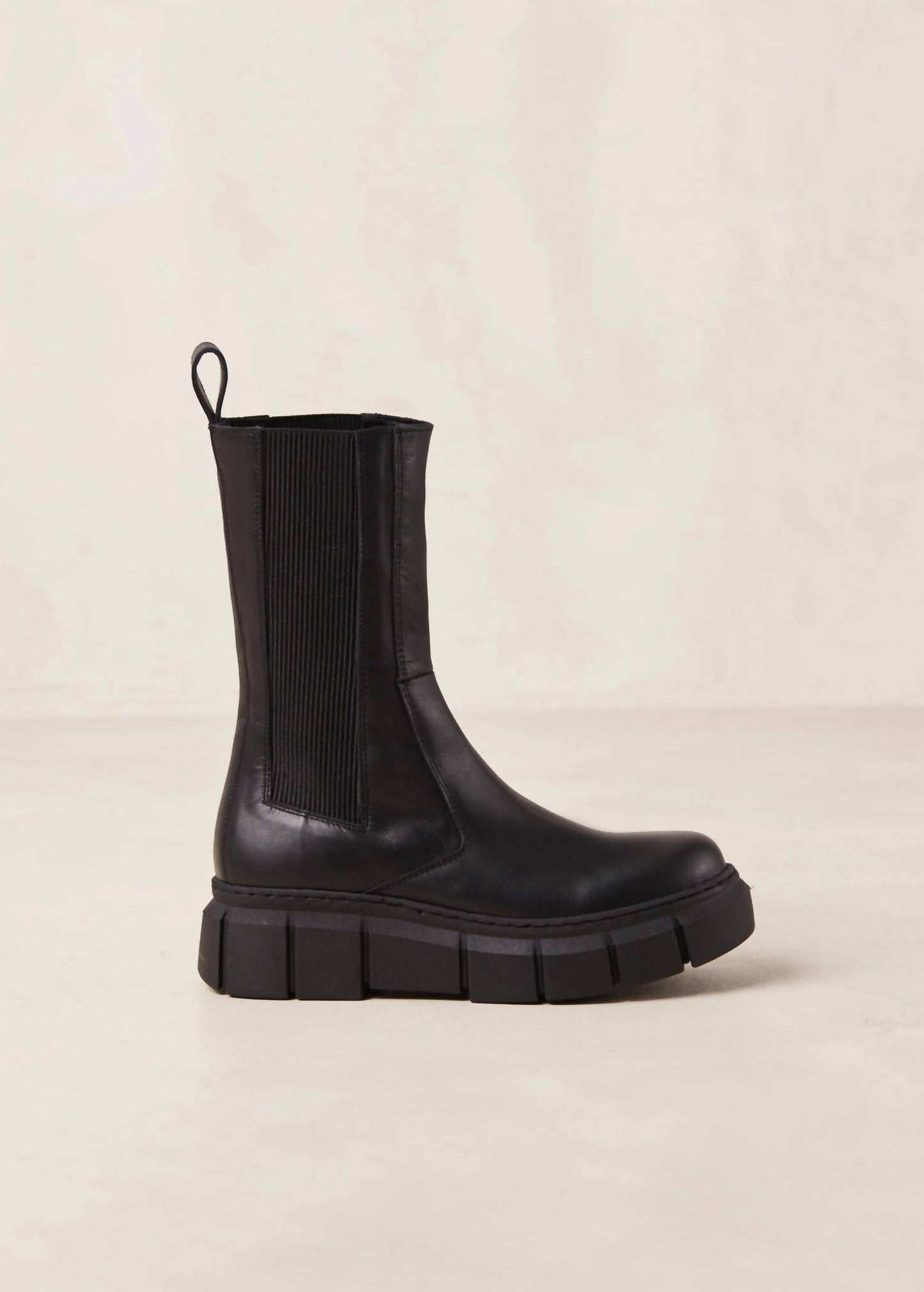 Alohas - Women's Armor Boots