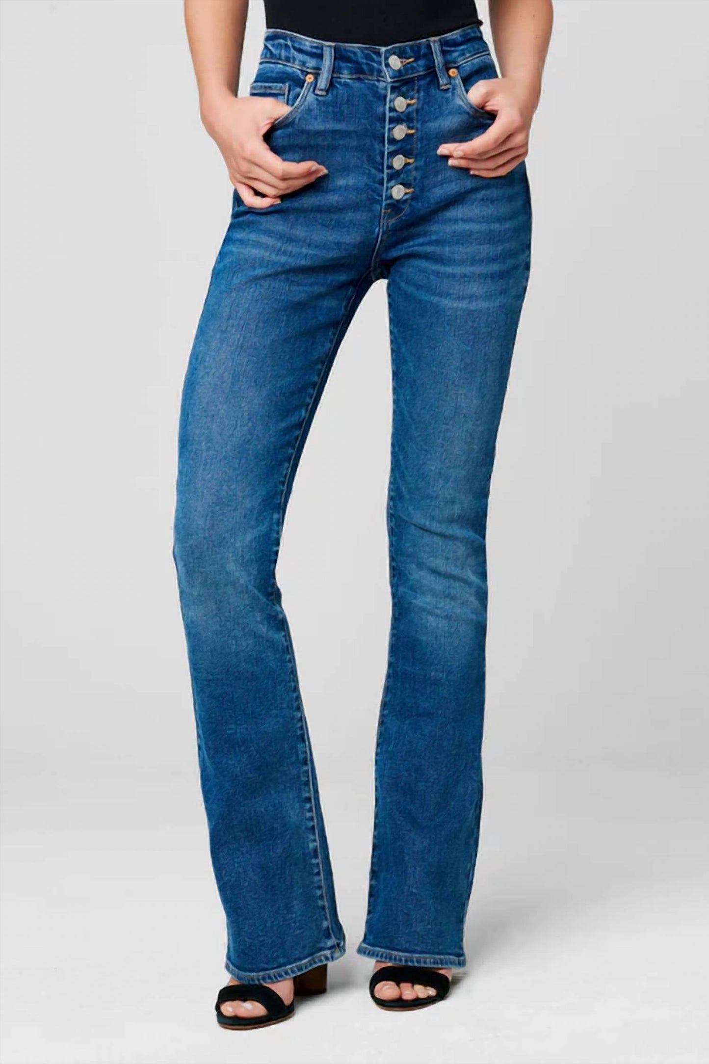 Blanknyc - Hoyt exposed button high rise mini boot cut Jean