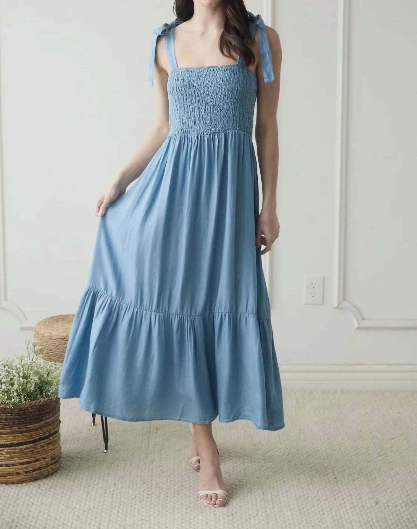 Blu Pepper - Smocked Tie Strap Maxi Dress
