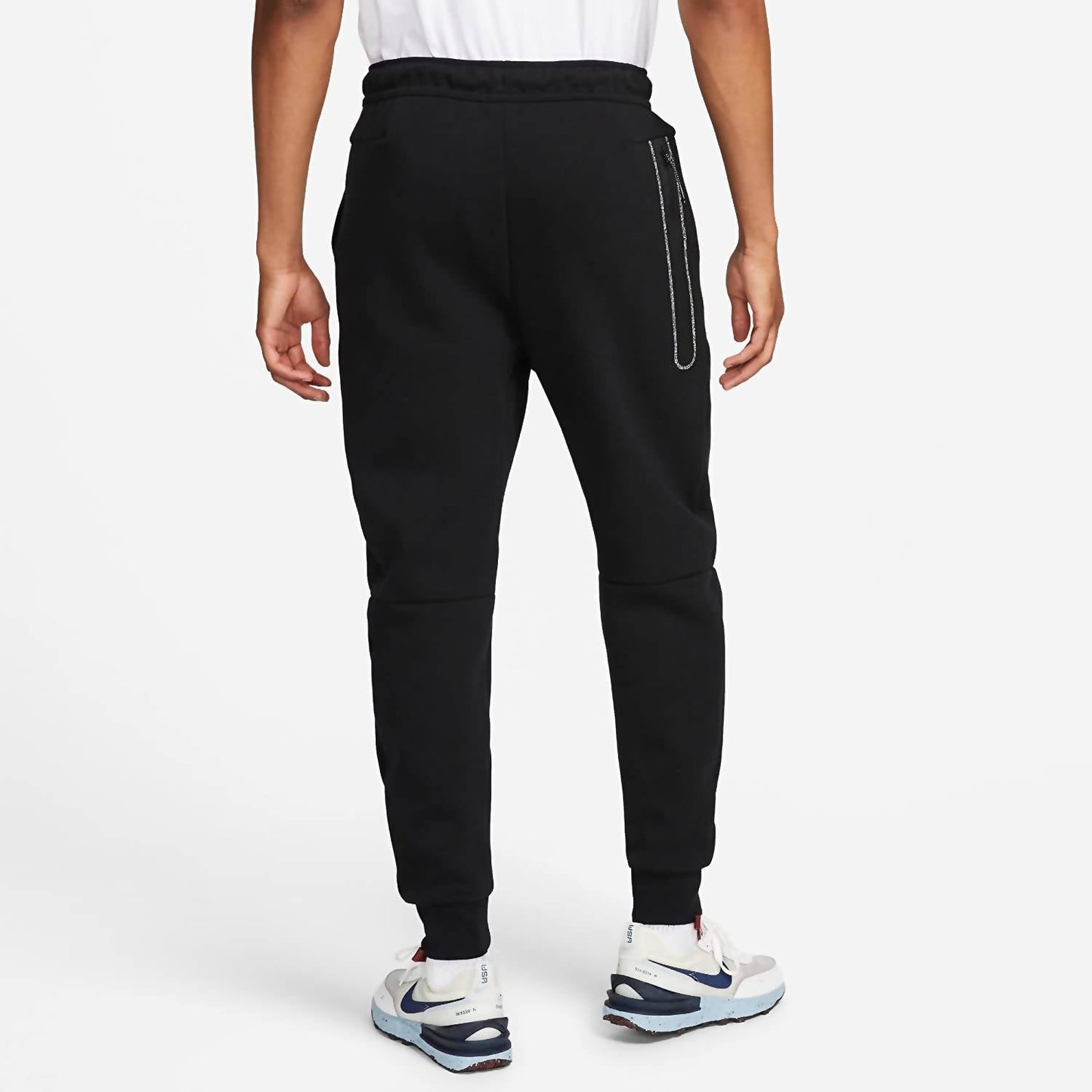 Nike - Men Revival Tech Black Fleece Drawstrings Jogger