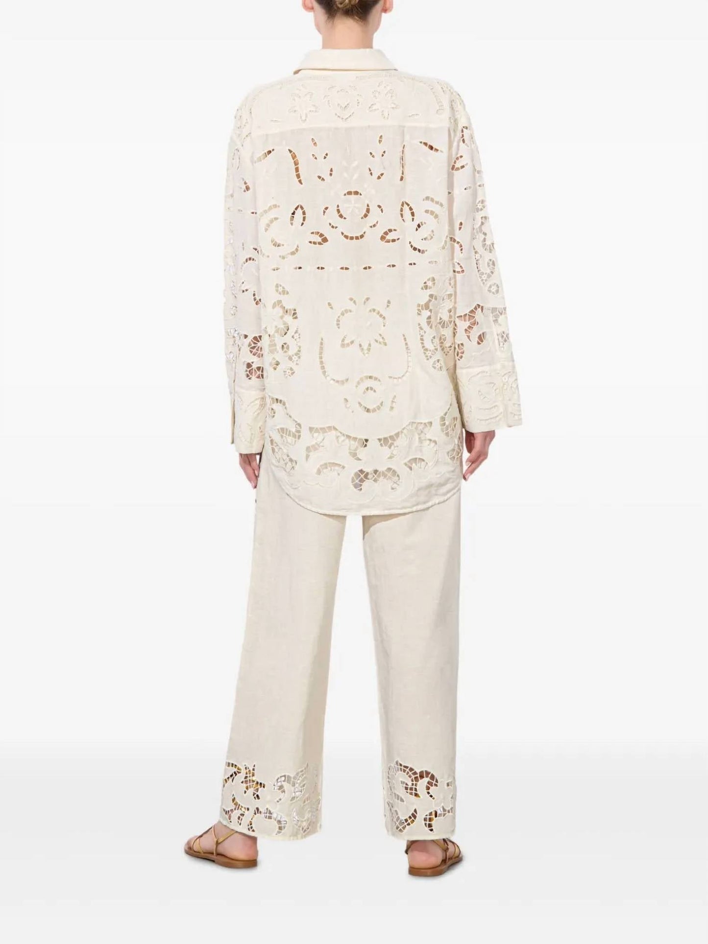Alice + Olivia - FINLEY EYELET OVERSIZED BUTTON DOWN TOP