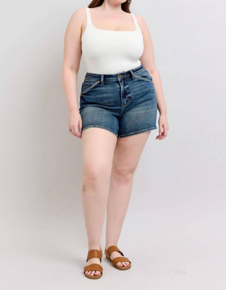 Judy Blue - Short jeans com cintura alta e bolso traseiro