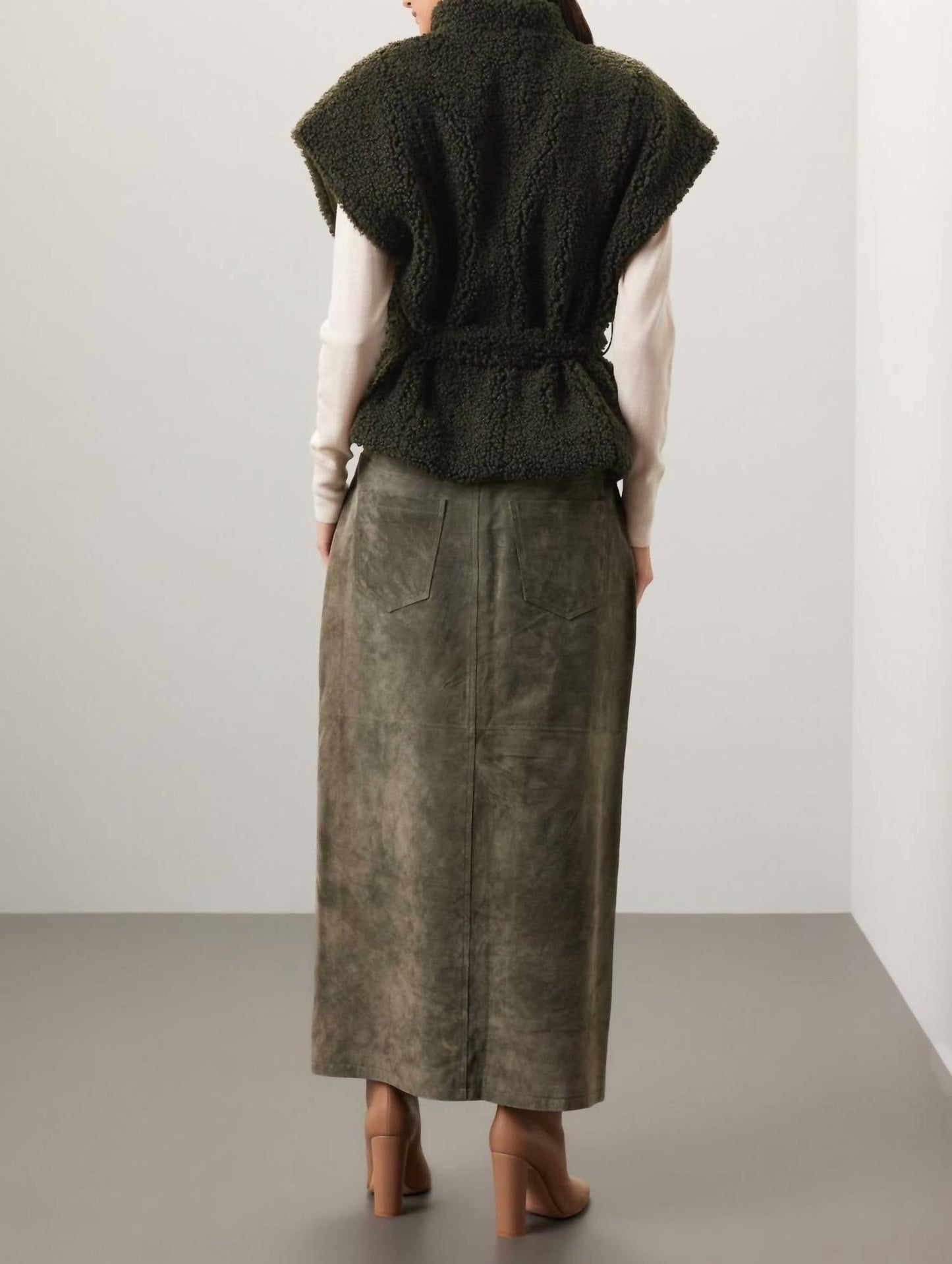 Marie Oliver - Astrid Vest