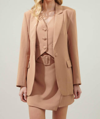 Sugarlips - Blazer Chelsea com lapela entalhada e ajuste