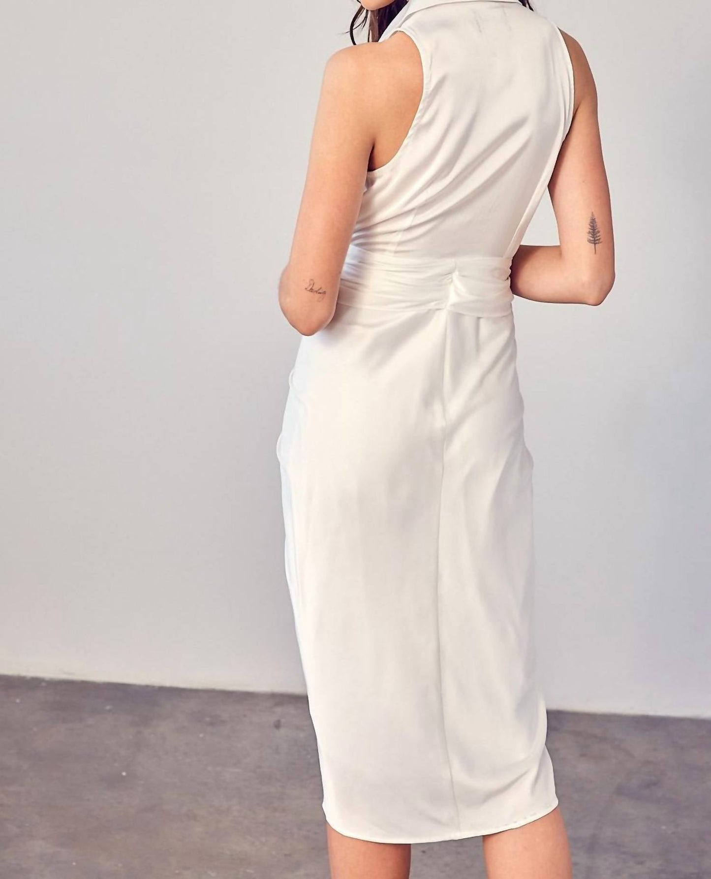 Do+Be - Sleeveless Collared Front Tie Dress