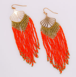 Brincos de Folhas Douradas – Brincos de Luxo com Folhas Douradas