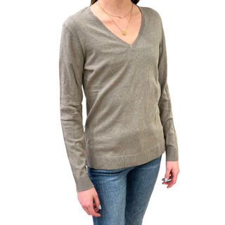 BALDASSARE V NECK SWEATER
