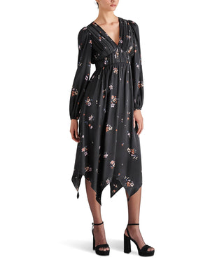 Vestido Steve Madden Jamie com bainha em lenço, preto, tamanho XS