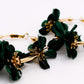 Floral Luxe Hoops – Brincos de argola com flores douradas