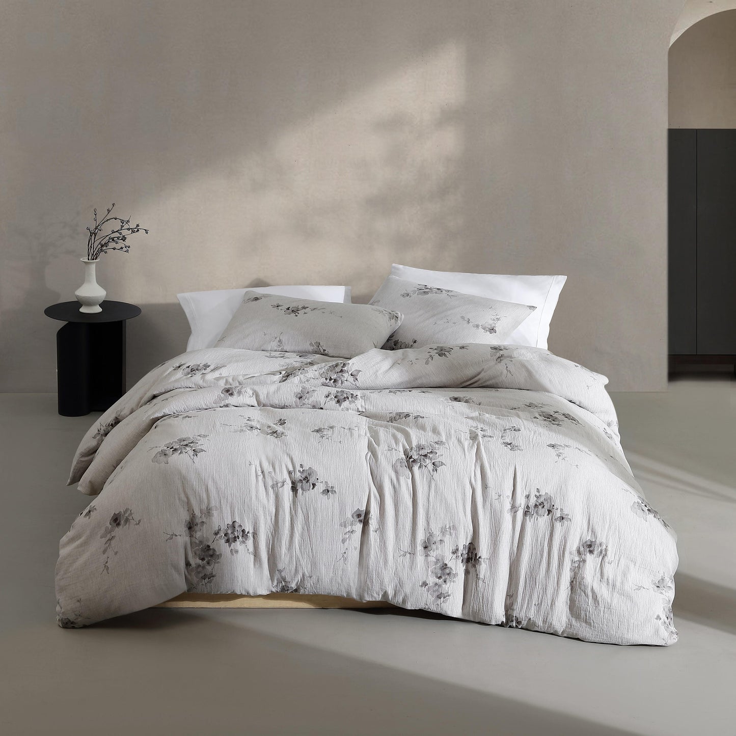 Calvin Klein Aquarelle Floral Cotton Grey Comforter Set