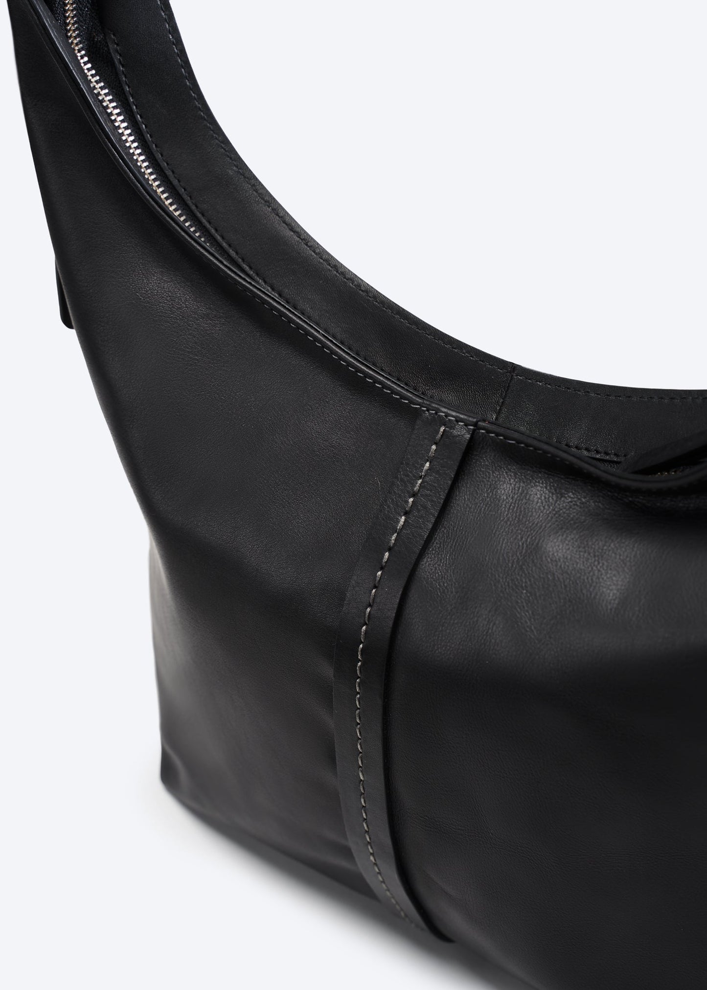Bolsa transversal de couro Cyprien