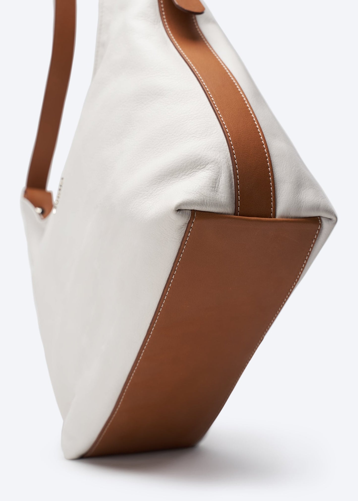 Bolsa transversal de couro Cyprien